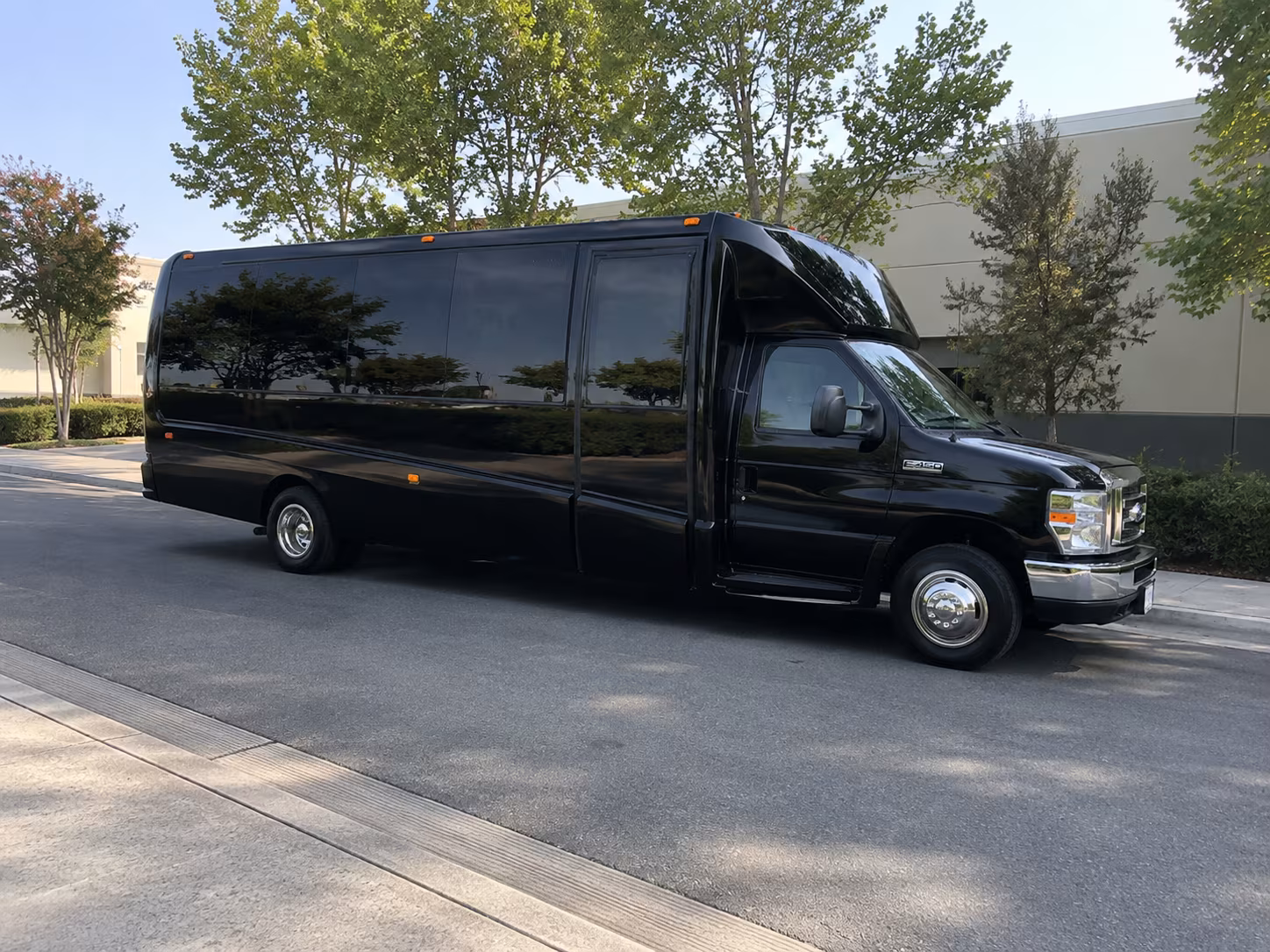 Coral Springs Birthday, Sweet 16, & Quinceañera Transportation party bus exterior