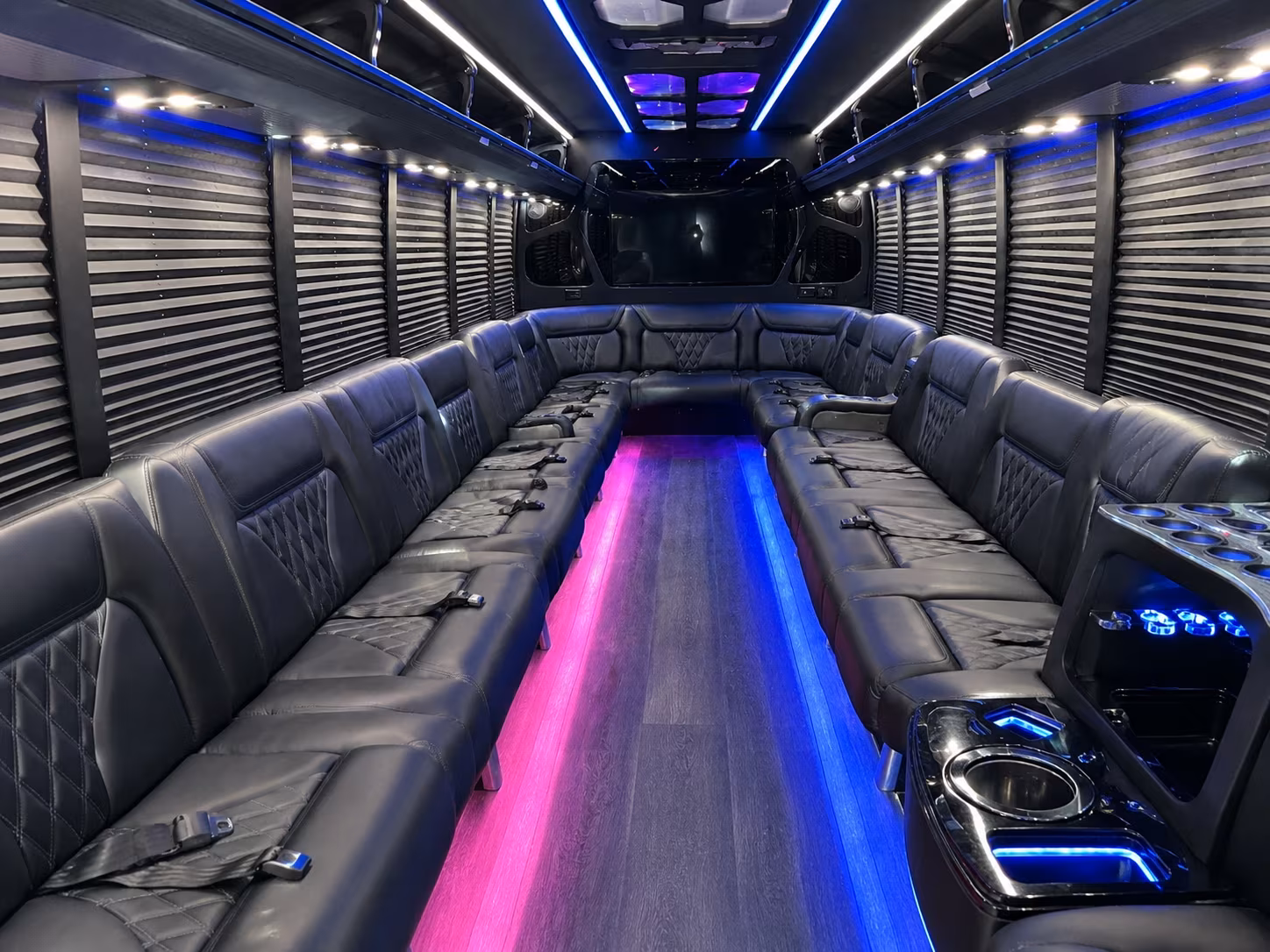 Coral Springs Birthday, Sweet 16, & Quinceañera Transportation onboard seating