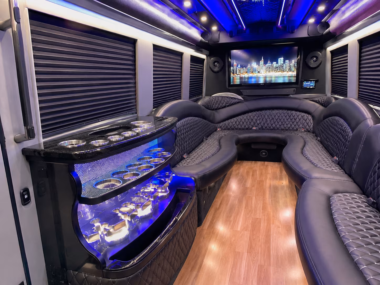 Deerfield Beach Homecoming & Prom Party Bus Rentals