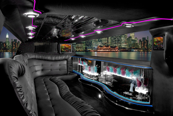 Chrysler 300 Limo Coral Springs FL